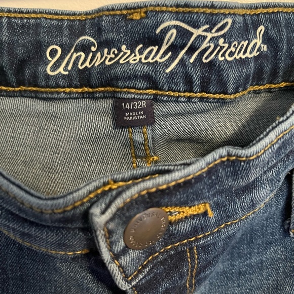 Universal Threads Mid Rise Skinny Classic Blue Denim Ankle Jeans - Picture 8 of 11